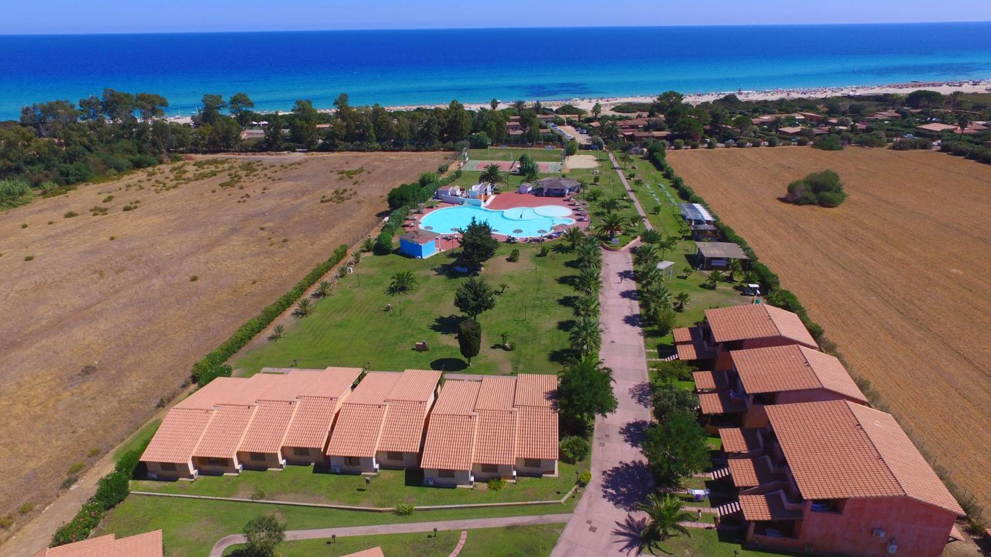 Rey Beach Club Monte Nai Exterior foto